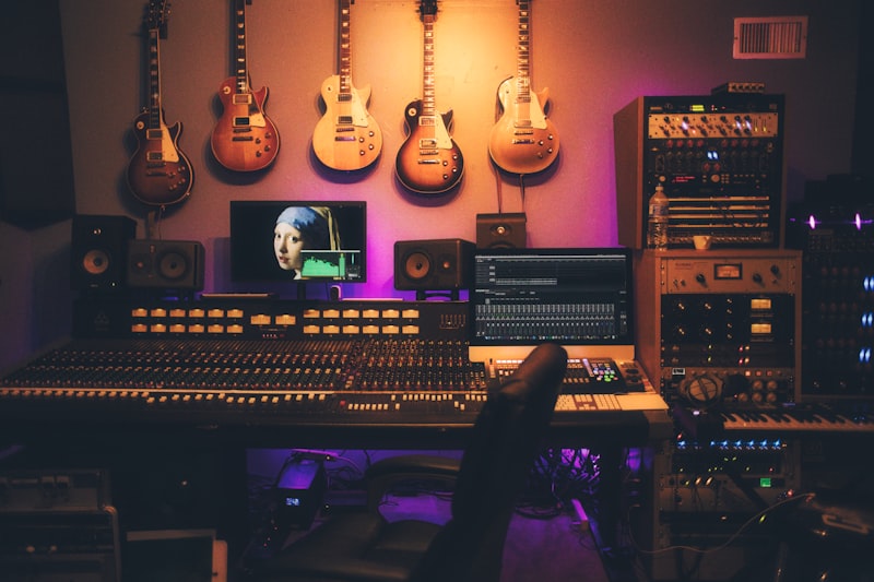 OnlineToneGen Acoustic Lab Mixing Desk